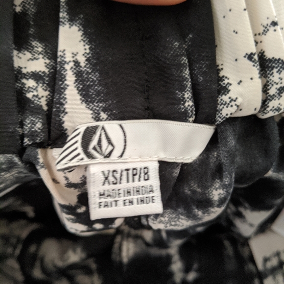 Awesome cool material dress pants - Picture 4 of 6